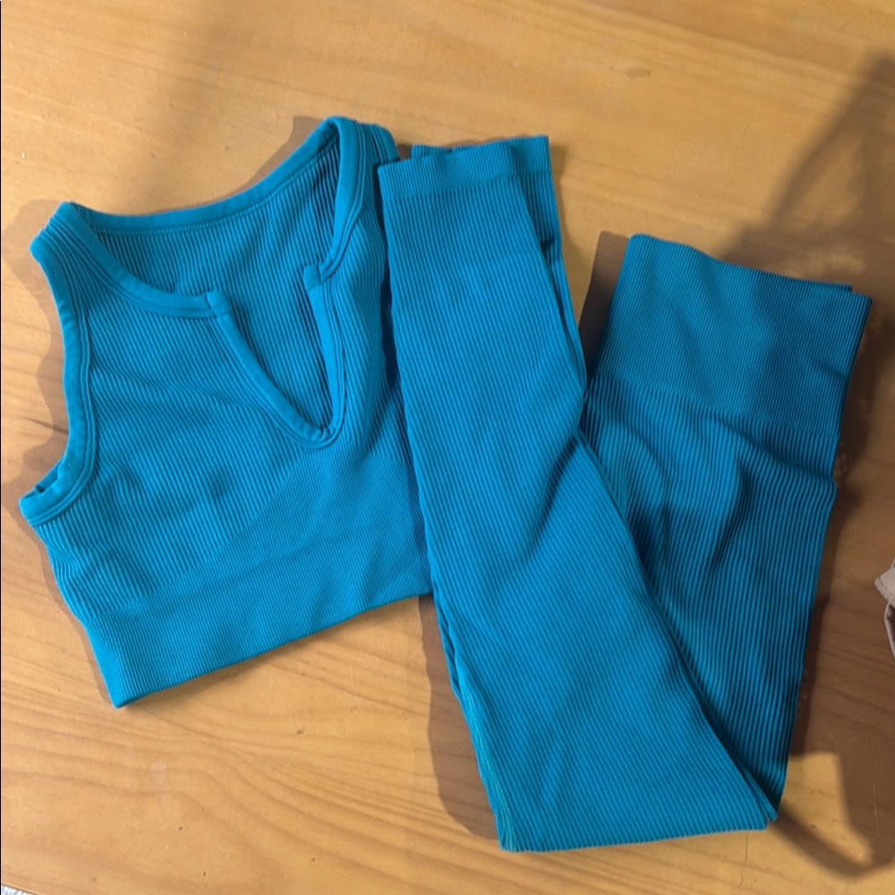 Ribbed Teal Active Set - Top & Leggings